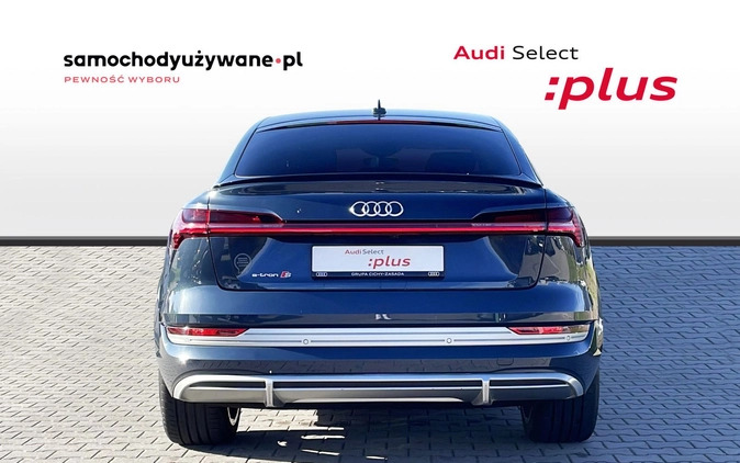 Audi e-tron cena 279900 przebieg: 11819, rok produkcji 2021 z Darłowo małe 742